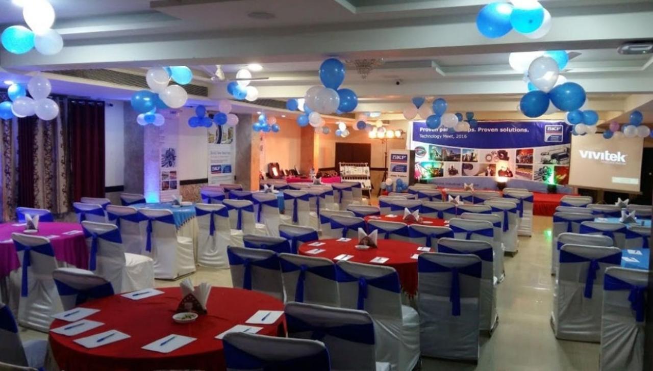 Hotel Radiance กวาลิออร์ ภายนอก รูปภาพ