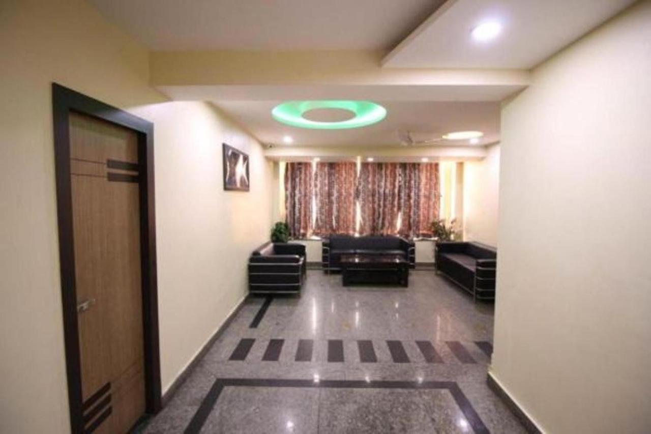 Hotel Radiance กวาลิออร์ ภายนอก รูปภาพ